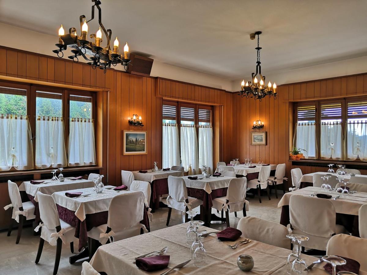 Albergo Ristorante Scanapa Castione della Presolana Exteriér fotografie