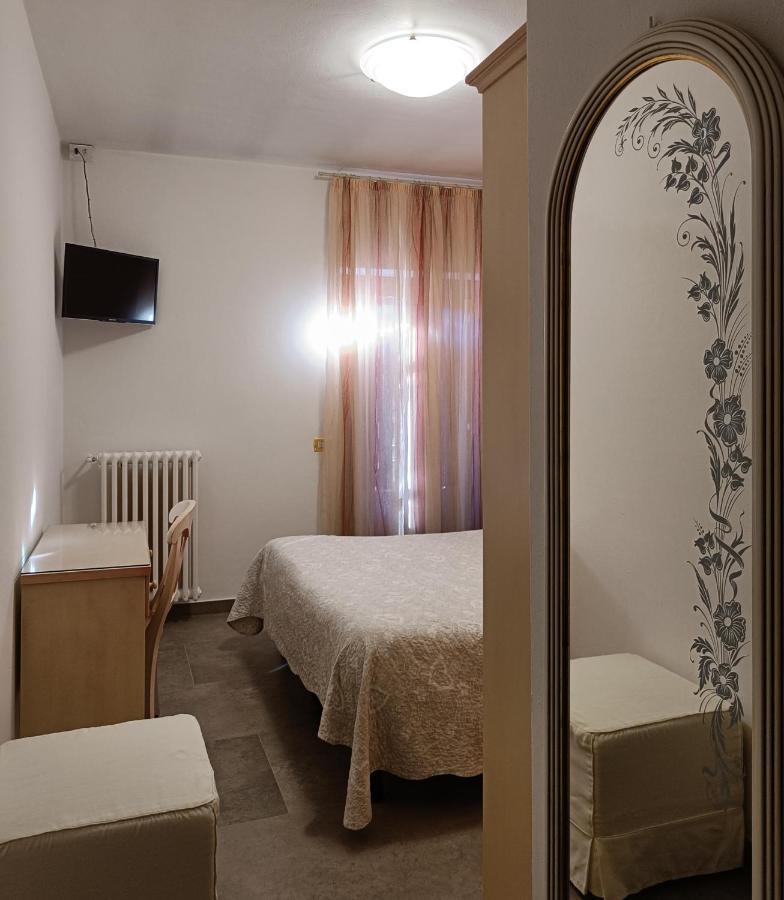 Albergo Ristorante Scanapa Castione della Presolana Exteriér fotografie